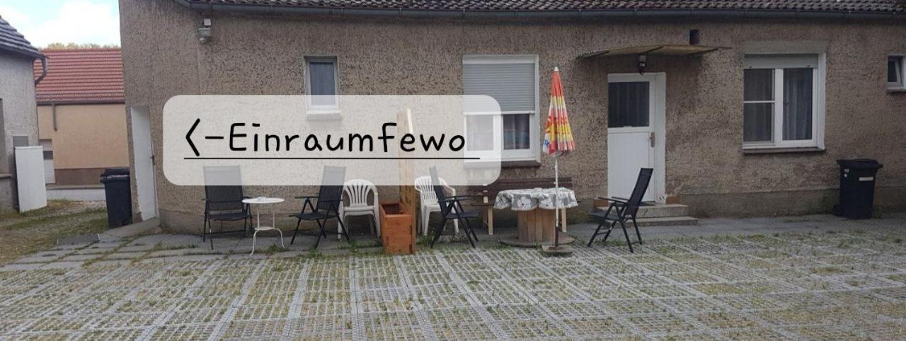 Einraum-Ferienwohnung 46M2 Eisenhuettenstadt-Diehlo Ngoại thất bức ảnh